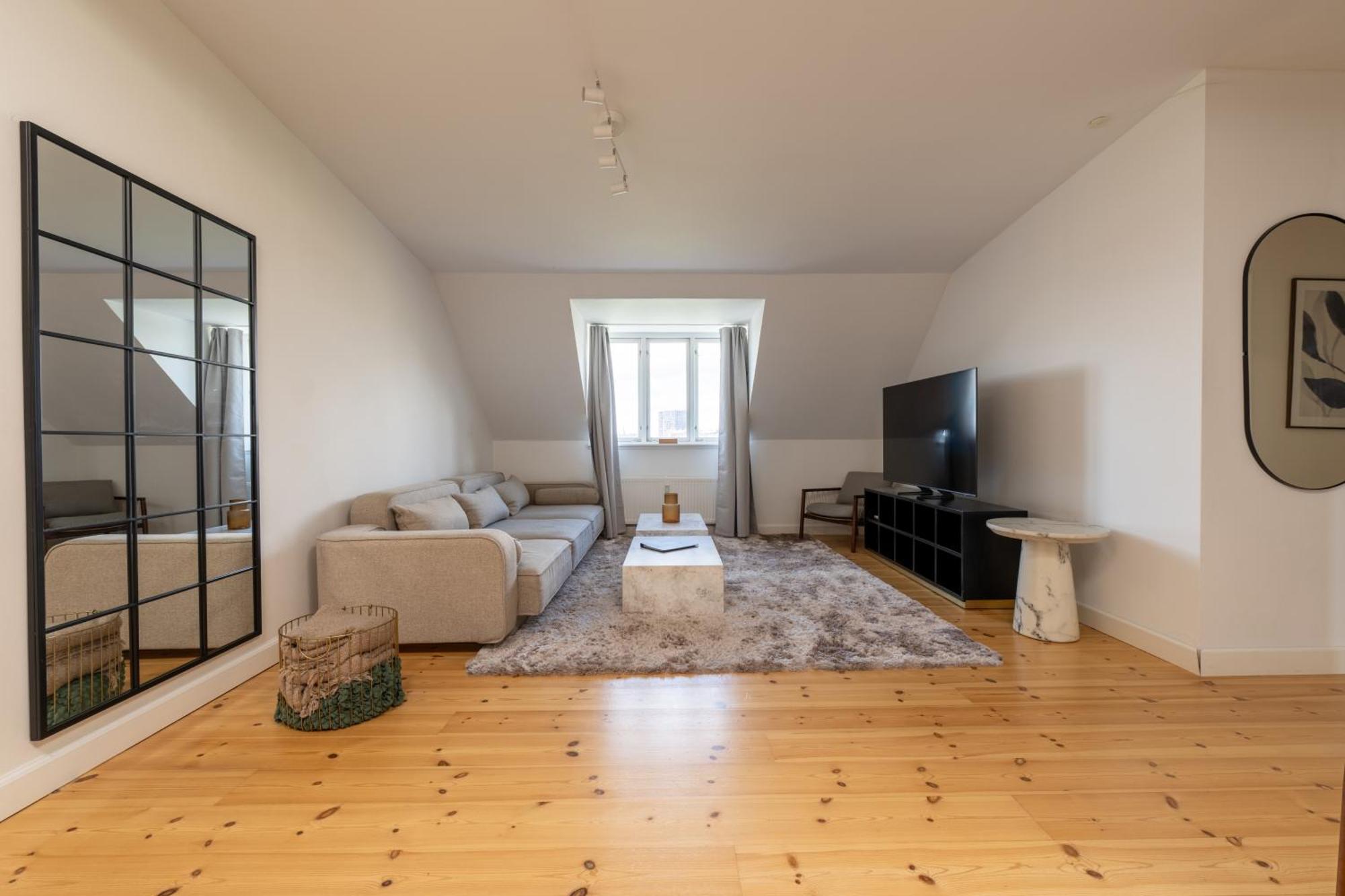 Lägenhet Bright 3br With Balcony And Amazing View Köpenhamn